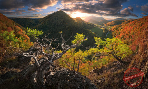 Jeseň nad Kostolcom.